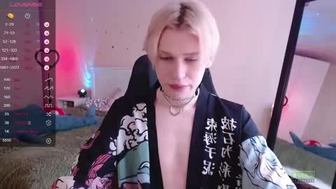 Snapshot of rainbow__salt chatting on March 12, 10:37 am Mike online show from March 12, 10:37 am