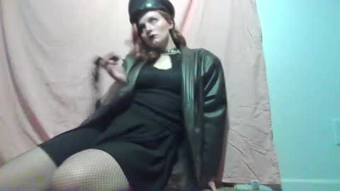 Snapshot of rainbowbitterbb chatting on September 13, 2:58 am RainbowBitterBB online show from September 13, 2:58 am