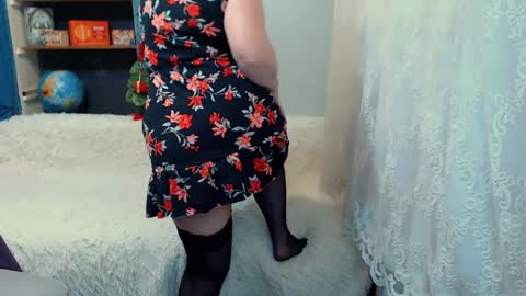 Snapshot of rainbowladyy chatting on January 1, 3:02 am rainbowladyy online show from January 1, 3:02 am