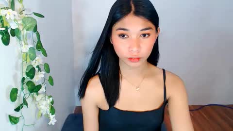 raindrizzle1706 online show from November 29, 7:54 pm