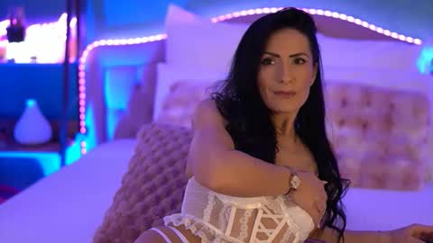 RaisaVawn online show from March 24, 7:03 am