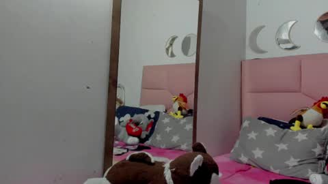  Nina  online show from May 20, 3:14 am