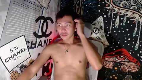 ralfhuge24 online show from May 31, 11:17 pm