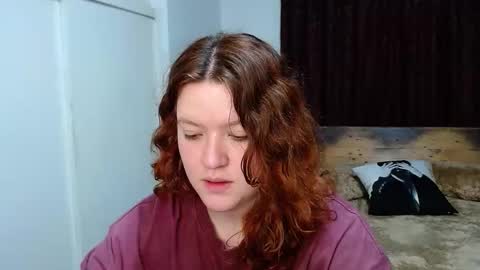 Snapshot of ramona15 chatting on October 26, 12:11 am Ramona online show from October 26, 12:11 am
