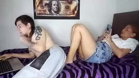 Snapshot of rangel_sex chatting on September 25, 1:56 am Rangel and Lola online show from September 25, 1:56 am