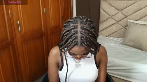 Raquel online show from October 6, 12:01 pm