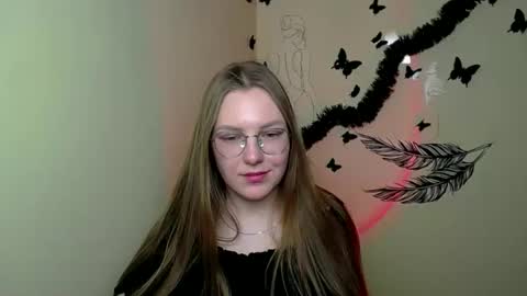 Snapshot of raspberry0101 chatting on February 24, 4:16 am raspberry0101 online show from February 24, 4:16 am