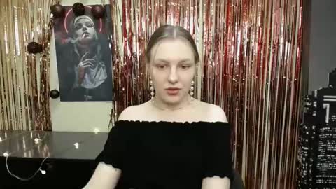 Snapshot of raspberry0101 chatting on February 11, 1:41 pm raspberry0101 online show from February 11, 1:41 pm