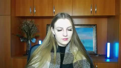 Snapshot of raspberry0101 chatting on September 27, 6:33 am raspberry0101 online show from September 27, 6:33 am