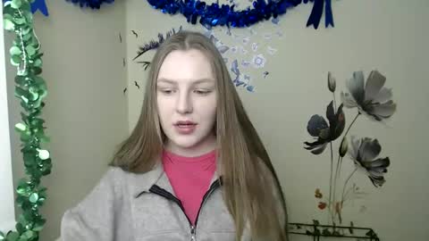 Snapshot of raspberry0101 chatting on February 18, 11:00 am raspberry0101 online show from February 18, 11:00 am