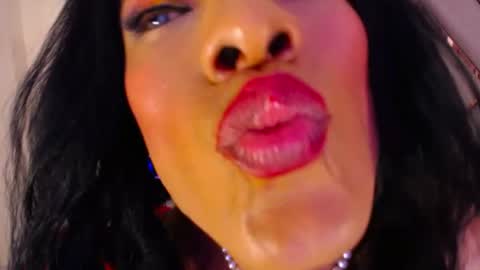 RAVEN FOXTER online show from June 11, 2:53 am