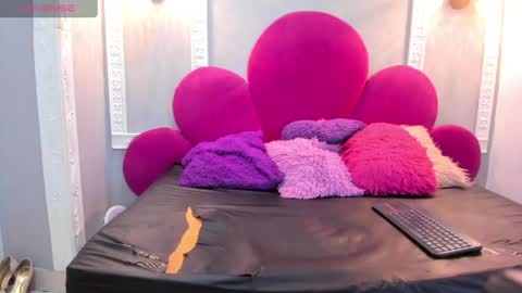 raven_loove online show from May 13, 7:12 pm