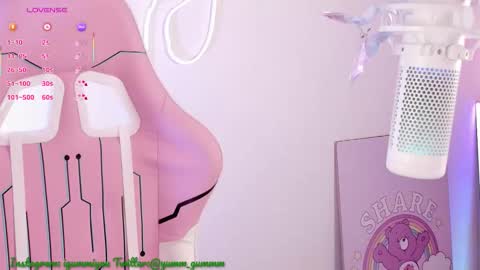 Snapshot of raven_sakura chatting on September 25, 4:03 pm . online show from September 25, 4:03 pm
