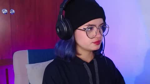 raventh_ online show from March 8, 10:08 am