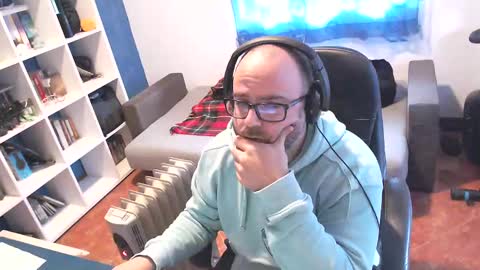 Snapshot of ravingr3d3 chatting on March 8, 3:24 pm ravingr3d3 online show from March 8, 3:24 pm