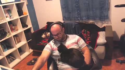 Snapshot of ravingr3d3 chatting on March 5, 11:38 pm ravingr3d3 online show from March 5, 11:38 pm