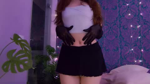 Lillian online show from October 17, 5:17 pm