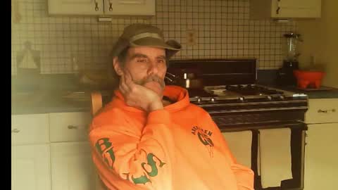 Ray online show from February 4, 9:57 am