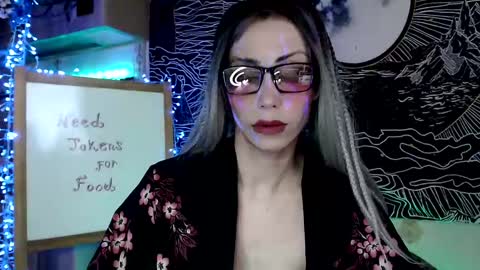 Snapshot of raziel_haze chatting on March 7, 7:41 am Yrriel Strife Candy-Demon Caveboy mr. Cringe online show from March 7, 7:41 am