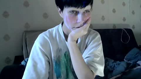 Snapshot of raziel_haze chatting on October 6, 6:53 am Yrriel Strife Candy-Demon Caveboy mr. Cringe online show from October 6, 6:53 am