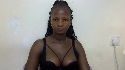 queen online show from March 3, 2:58 am