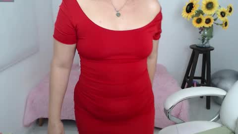 Snapshot of rebeca_milf chatting on September 15, 2:29 pm REBECA online show from September 15, 2:29 pm