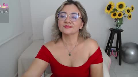 Snapshot of rebeca_milf chatting on September 13, 1:46 pm REBECA online show from September 13, 1:46 pm