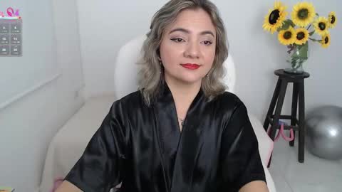 Snapshot of rebeca_milf chatting on September 11, 1:34 pm REBECA online show from September 11, 1:34 pm