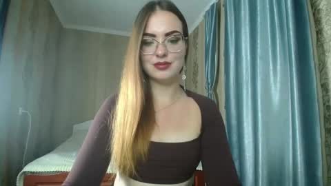 Rebecca online show from September 14, 4:19 pm