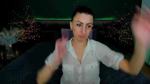 Snapshot of rebecca_diamonds chatting on March 9, 9:57 am rebecca_diamonds online show from March 9, 9:57 am