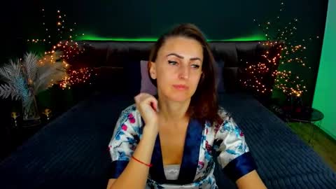 Snapshot of rebecca_diamonds chatting on October 1, 6:23 am rebecca_diamonds online show from October 1, 6:23 am