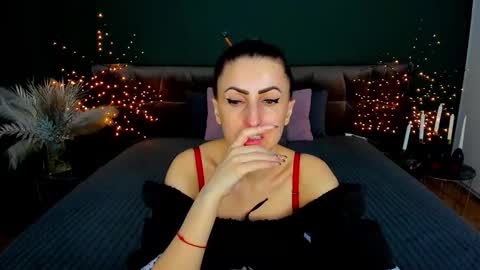 rebecca_diamonds online show from February 20, 7:54 am