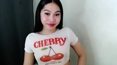 Snapshot of rebecca_slutt chatting on October 14, 8:39 am its me asian rebecca online show from October 14, 8:39 am