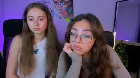 rebecca_smile_ online show from October 1, 6:01 am