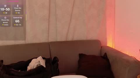 Snapshot of rebeccawhite_meow chatting on September 20, 1:41 am rebeccawhite_meow online show from September 20, 1:41 am