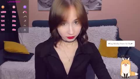 Snapshot of rebeccawind chatting on October 5, 12:13 pm RebeccaWind online show from October 5, 12:13 pm