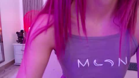 Snapshot of red_kytty6 chatting on October 9, 10:04 pm Kitty online show from October 9, 10:04 pm