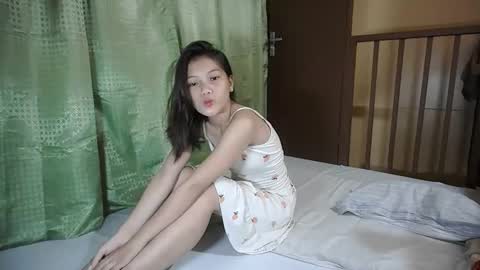 Snapshot of red_rose20315004 chatting on October 8, 9:43 pm Rose online show from October 8, 9:43 pm