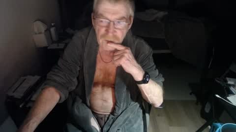 Red online show from July 27, 2:53 am