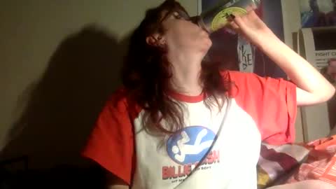 redcassie666 online show from April 15, 7:38 pm