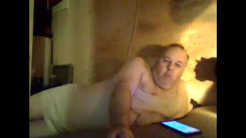 Snapshot of reddragon1195 chatting on February 27, 8:56 am reddragon1195 online show from February 27, 8:56 am