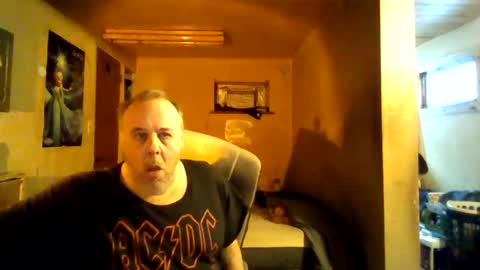 Snapshot of reddragon1195 chatting on December 1, 9:28 pm reddragon1195 online show from December 1, 9:28 pm