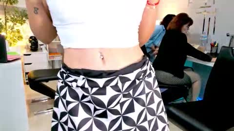 Snapshot of redskyxxx_ chatting on October 14, 9:23 am Sofia online show from October 14, 9:23 am