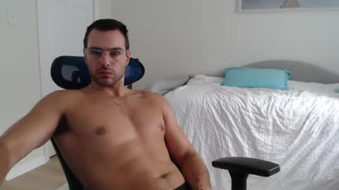 redstar461163 online show from July 17, 3:14 pm