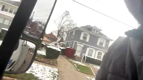 reekanddes online show from November 11, 7:05 pm