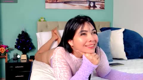 Yanella online show from January 6, 7:07 pm