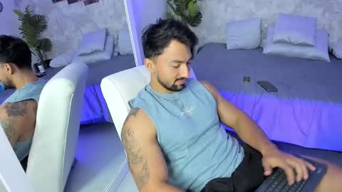 Snapshot of regan_pearson chatting on February 20, 10:04 pm Regan online show from February 20, 10:04 pm