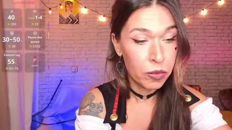 ReginaHawkinss online show from October 31, 9:42 am