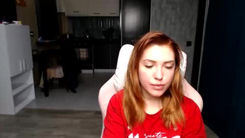 Snapshot of reginasmilee chatting on October 11, 11:52 pm Regina online show from October 11, 11:52 pm