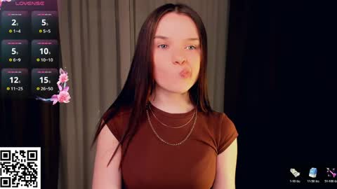 Emily - online show from June 9, 6:51 pm